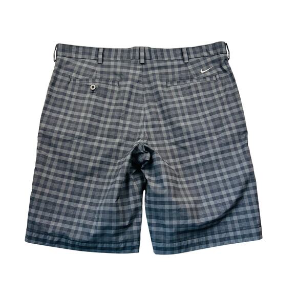 Nike Golf Shorts Men's 38 Plaid Black Gray Dri Fit Flat Front Pockets - Picture 2 of 5